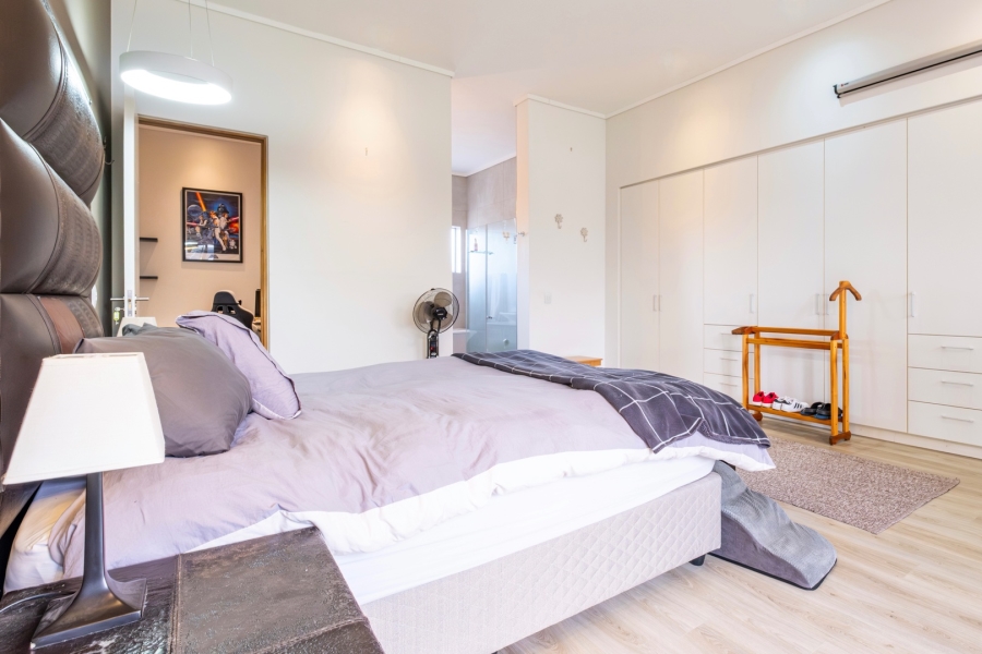 3 Bedroom Property for Sale in Earls Court Lifestyle Estate Western Cape
